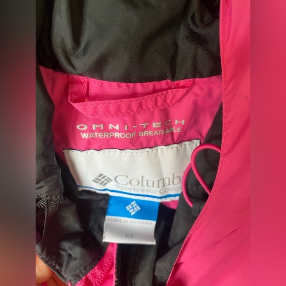 Columbia Omni-Tech Waterproof Rain Windbreaker Breast Cancer Awareness XS - Picture 5 of 9